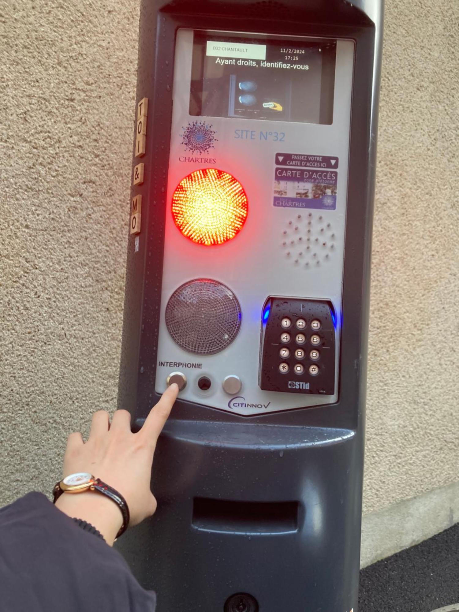 T3 De 55M2 Au Centre De Chartres Avec Parking公寓 外观 照片