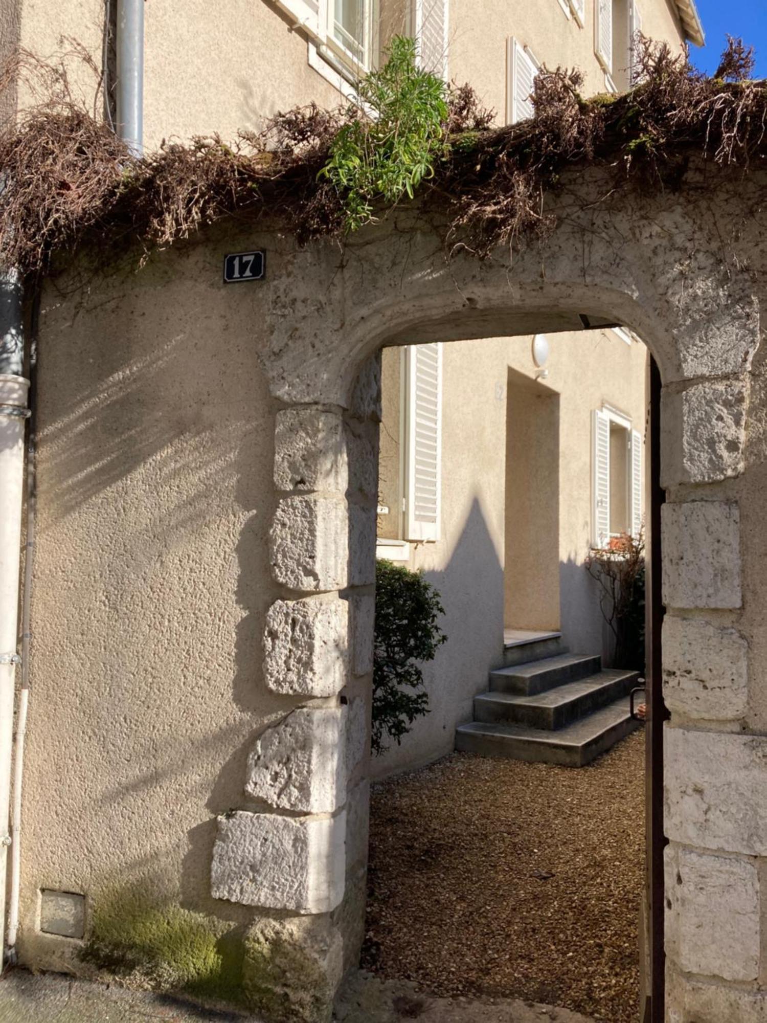 T3 De 55M2 Au Centre De Chartres Avec Parking公寓 外观 照片